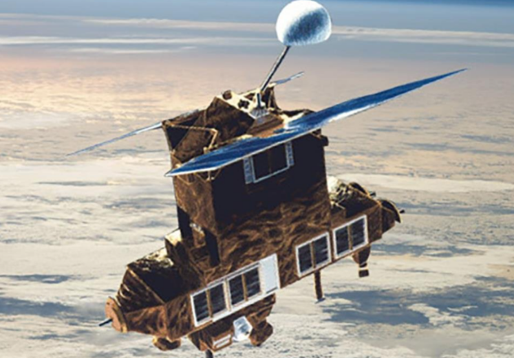 美国报废卫星环绕地球近40年后落下：重2450公斤