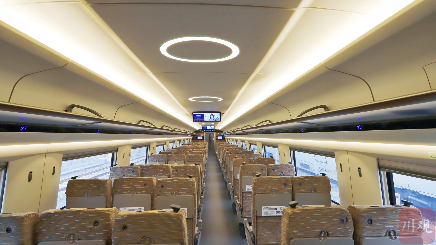 拍客直击丨全新复兴号智能动车组首次在川落户