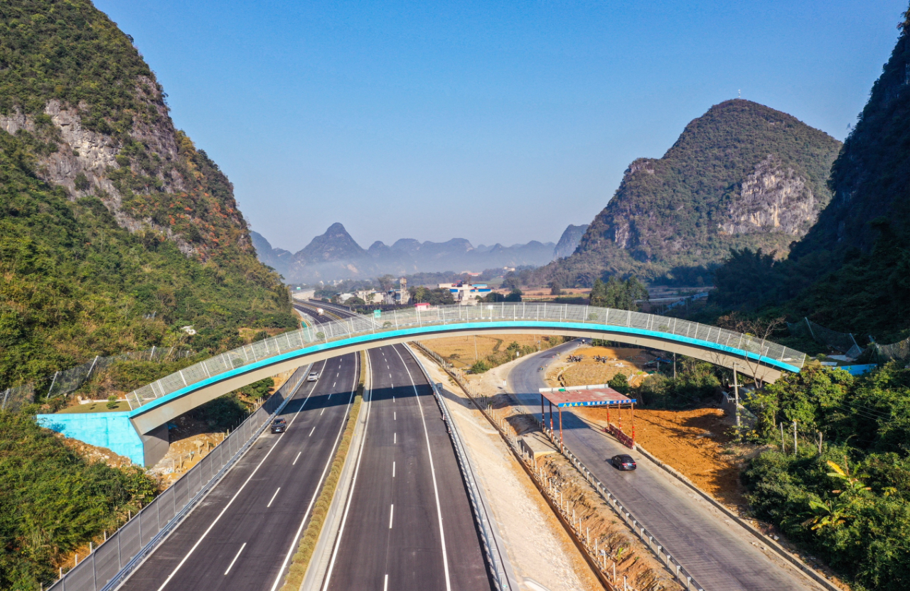广西大新至凭祥高速公路正式通车_新浪财经_新浪网