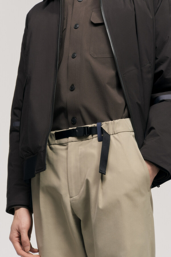 　　图5 DESCENTE X Paul Smith联名系列棉服
