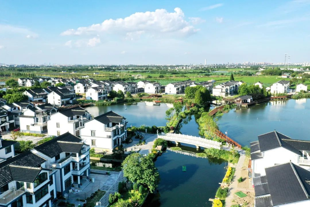(昆山淀山湖镇外景)