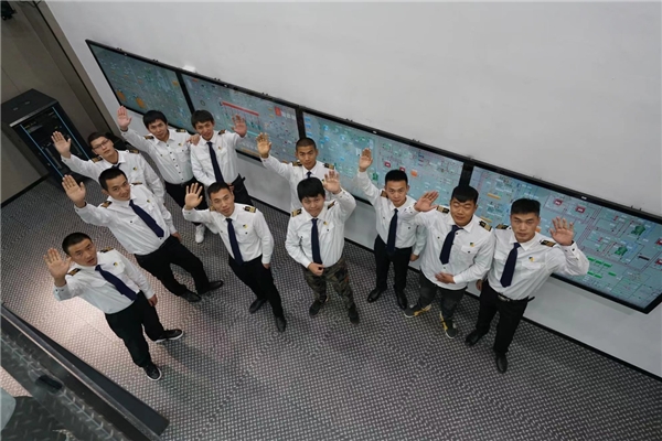 　　正在新海联培训的船员