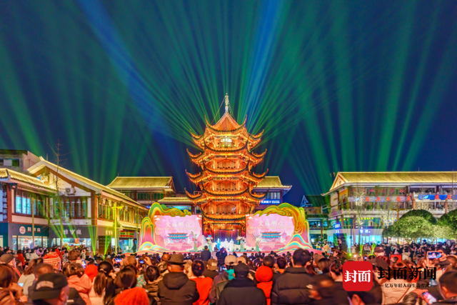 春节“气氛组”已上线 成都温江文庙点亮“心”年|新春走基层_手机新浪网