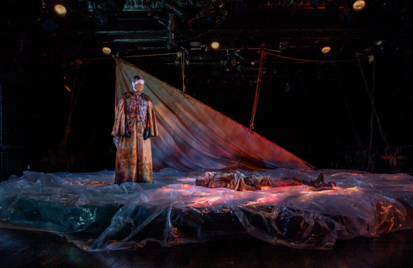 　　(特洛伊战争后阿喀琉斯的火化葬礼现场效果)