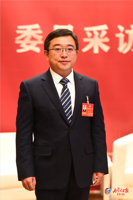 孙昊委员.草原全媒记者 金泉 摄