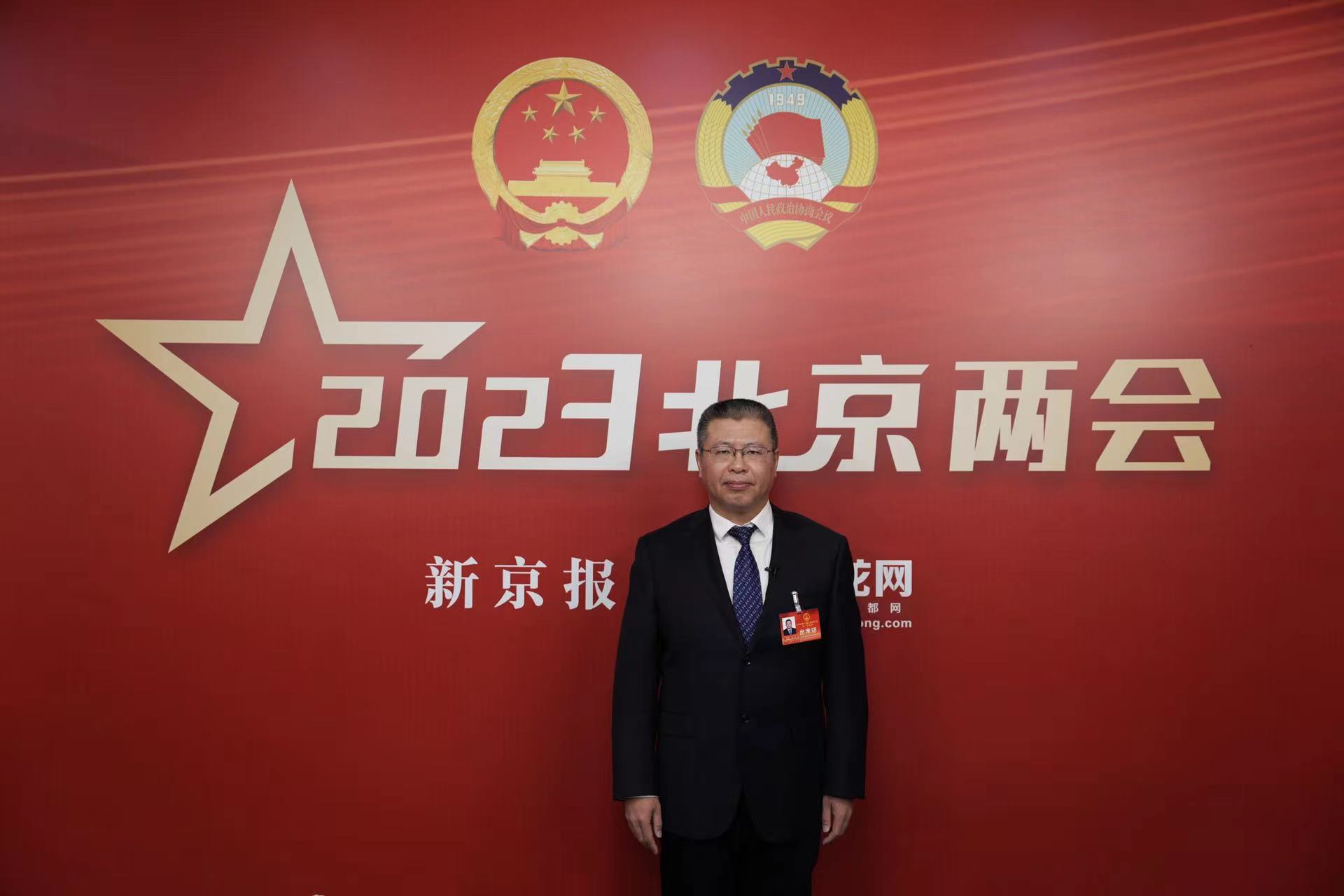 北京市人大代表,石景山区区长李新. 新京报记者 陶冉 摄