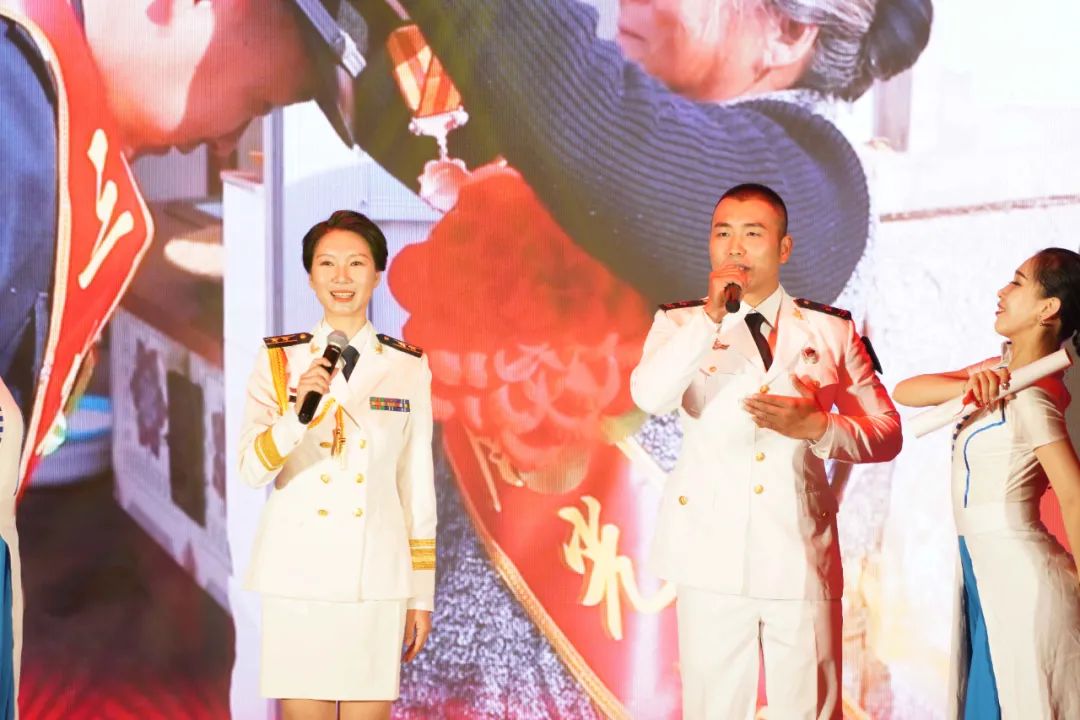 ▲歌舞《立功喜报送回家》