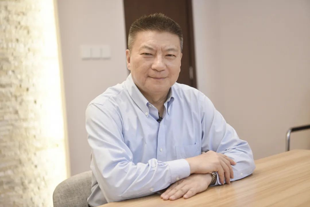 霍巍:为什么西藏文明轨迹始终向东发展?|东西问|考古_新浪财经_新浪网