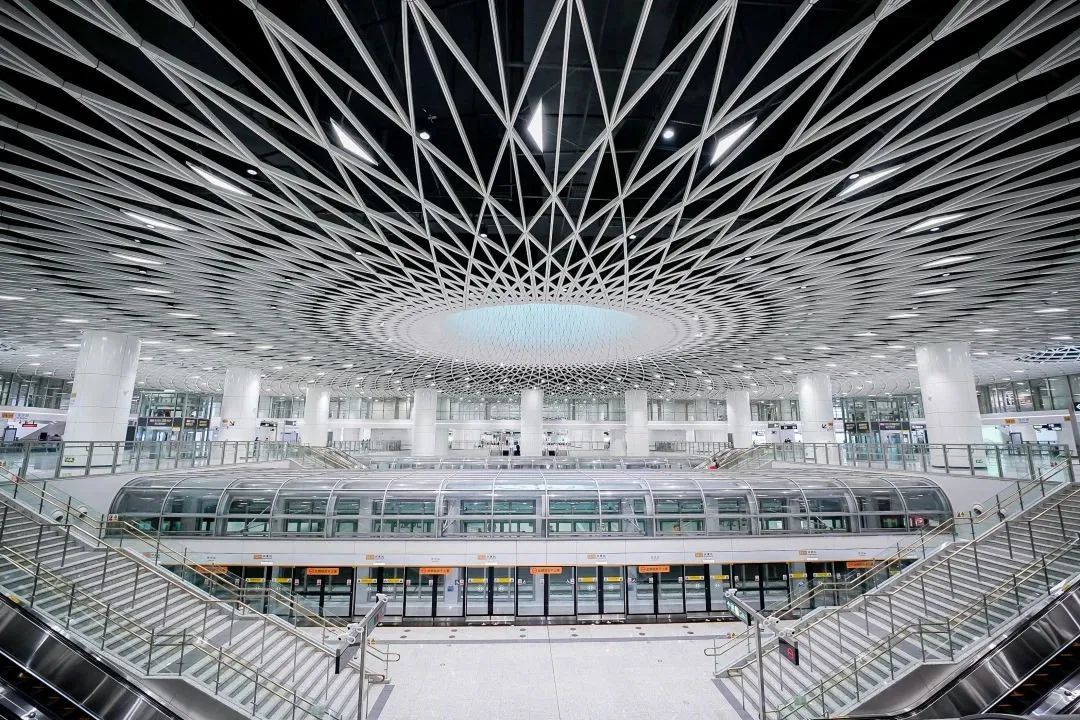 "深圳之眼"岗厦北综合交通枢纽&nbsp