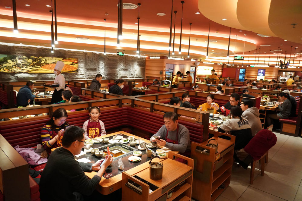 一线观察各地消费市场加速回暖