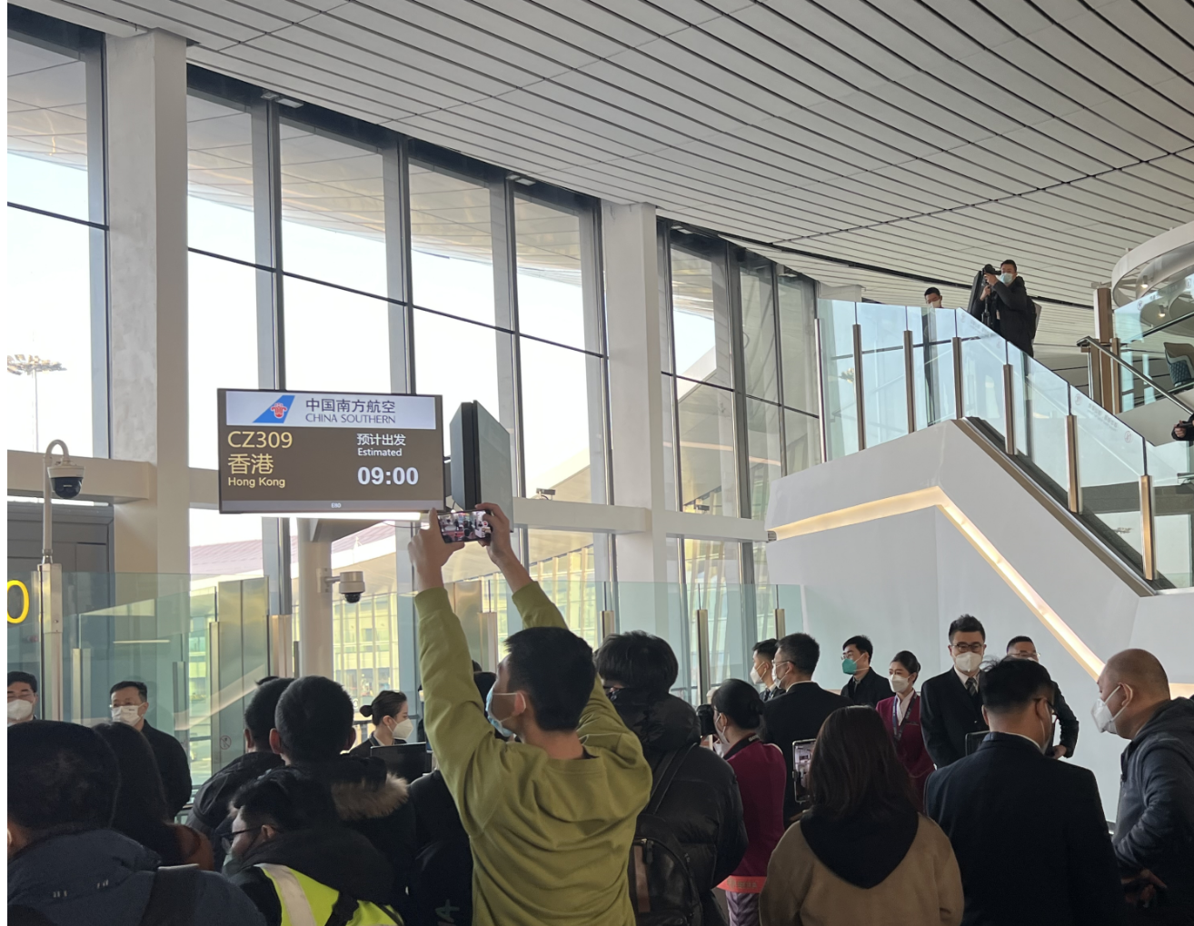 北京大兴机场国际及港澳台航线,今天顺利复航|旅客_新浪财经_新浪网