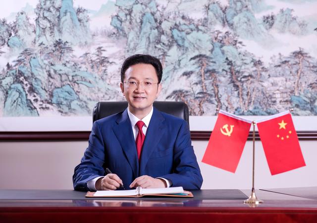 北京市政协委员,工商银行北京分行行长黄力.受访者供图