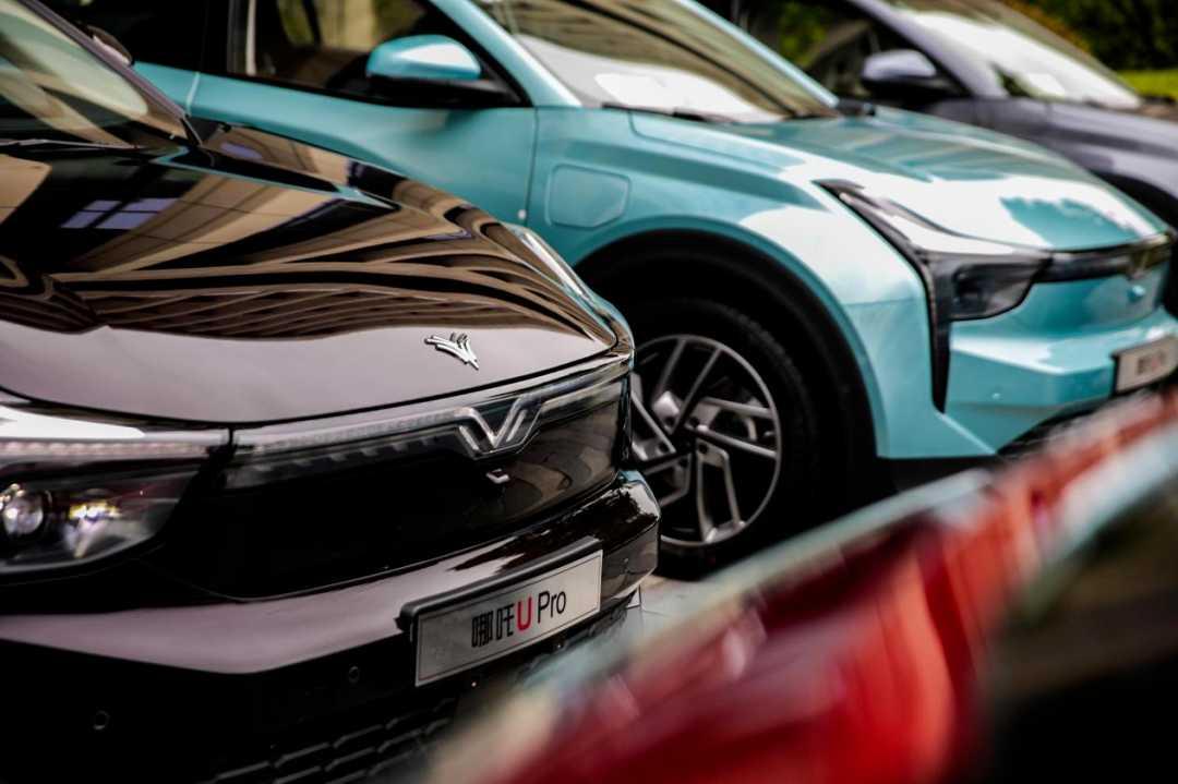 年度销量&ldquo;逆袭&rdquo;背后，哪吒汽车估值为何大幅缩水超百亿？