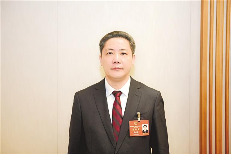 李荣久委员贵州日报天眼新闻记者 王法 申川两会会客厅2022年,虽然