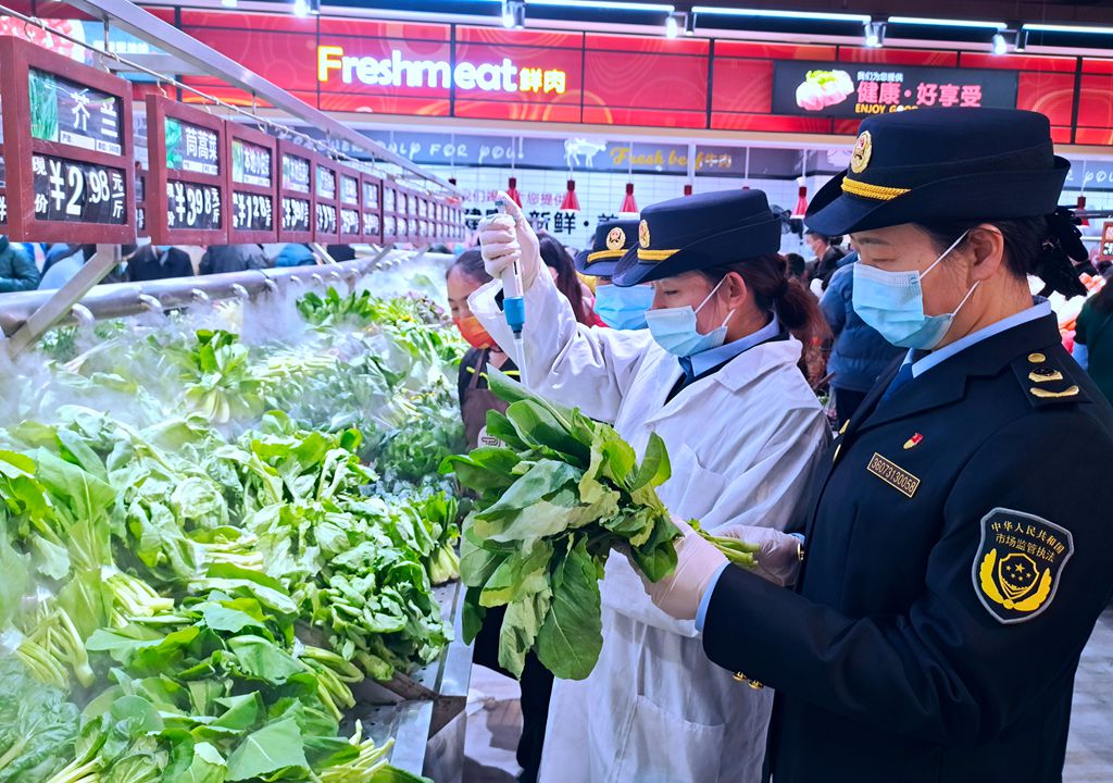 江西于都:食品安全专项执法检查护航春节|春节_新浪财经_新浪网