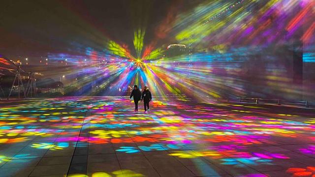 千万别错过!除夕夜山城点亮最美灯光辞旧迎新_新浪财经_新浪网