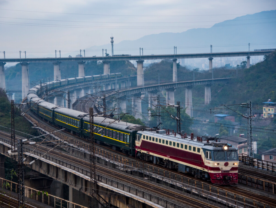 湖州站普速列车何时运营?污水为何直接排入河道?