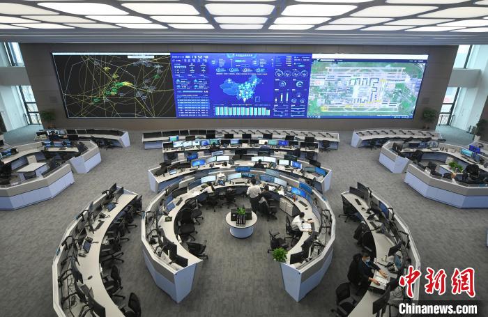 萧山国际机场联合指挥中心(iac). 王刚 摄