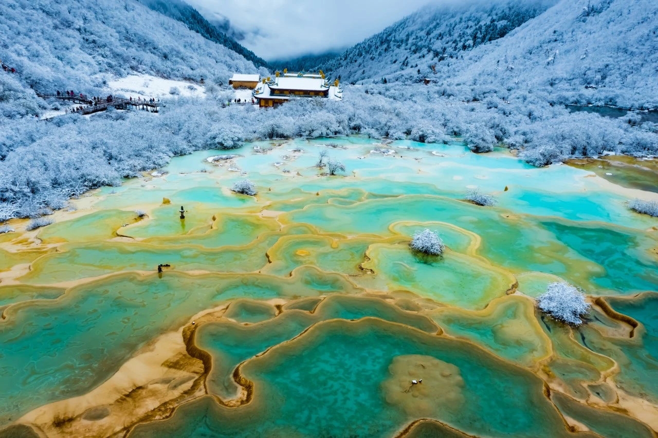 黄龙五彩池美上央视春晚,春节看冰瀑正当时丨春节趣玩四川|家园_新浪