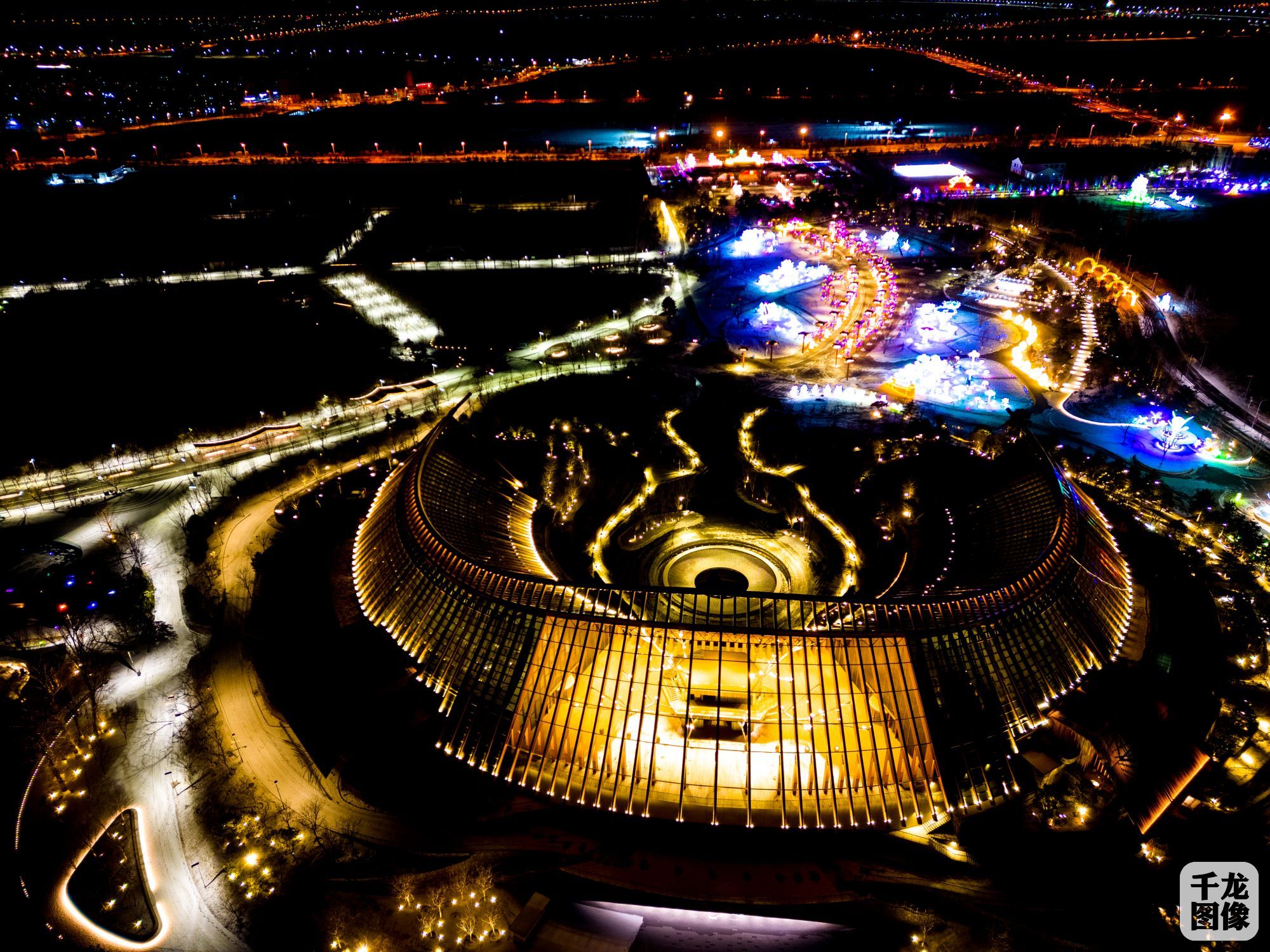 北京延庆唱响灵动"夜"曲 冰灯彩灯花灯激活旅游热点|长城_新浪财经