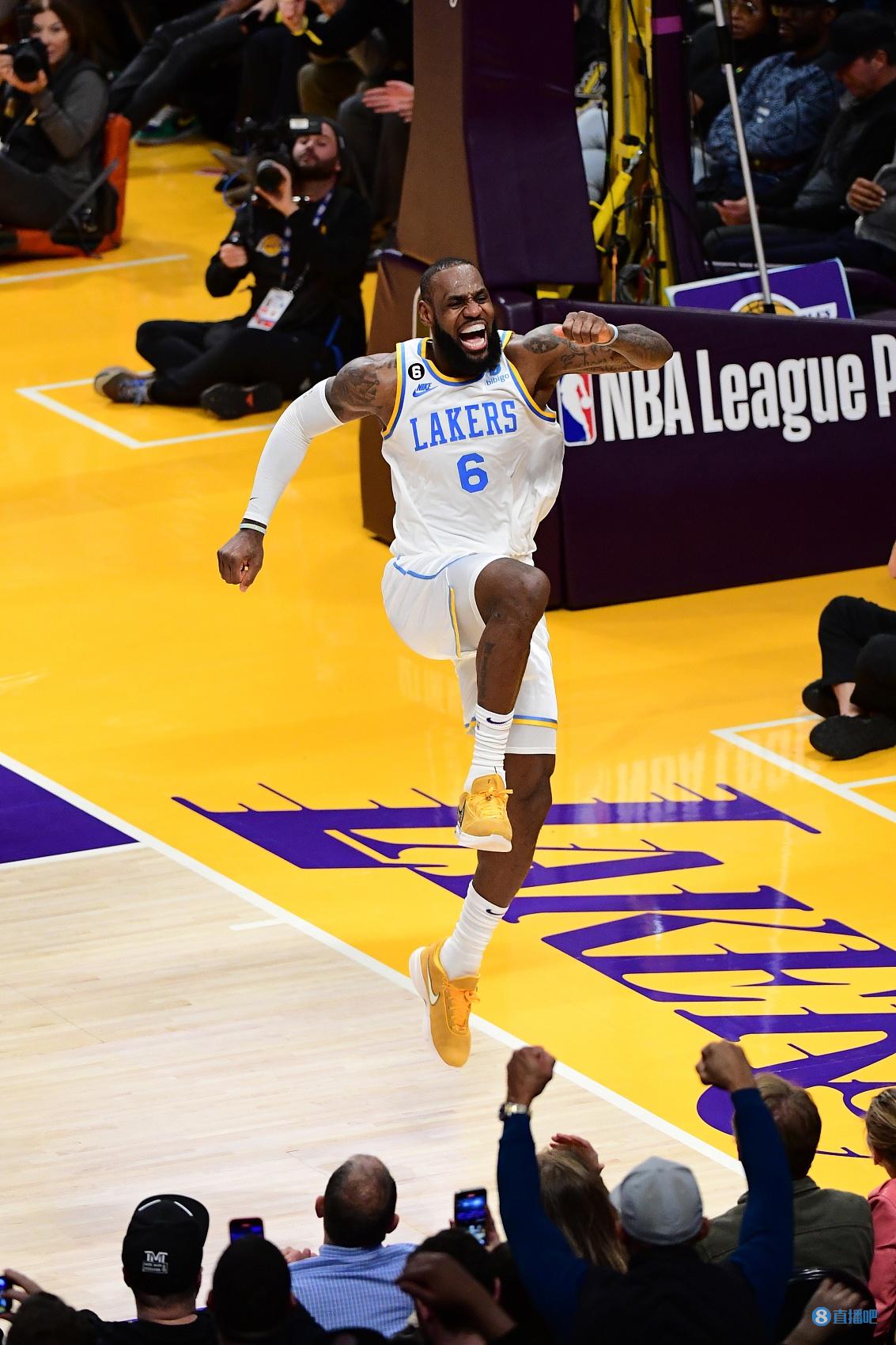 詹姆斯再创历史纪录