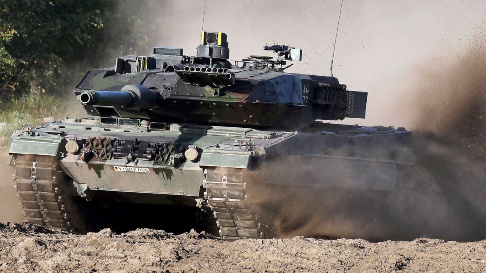 ↑“豹-2”主战坦克