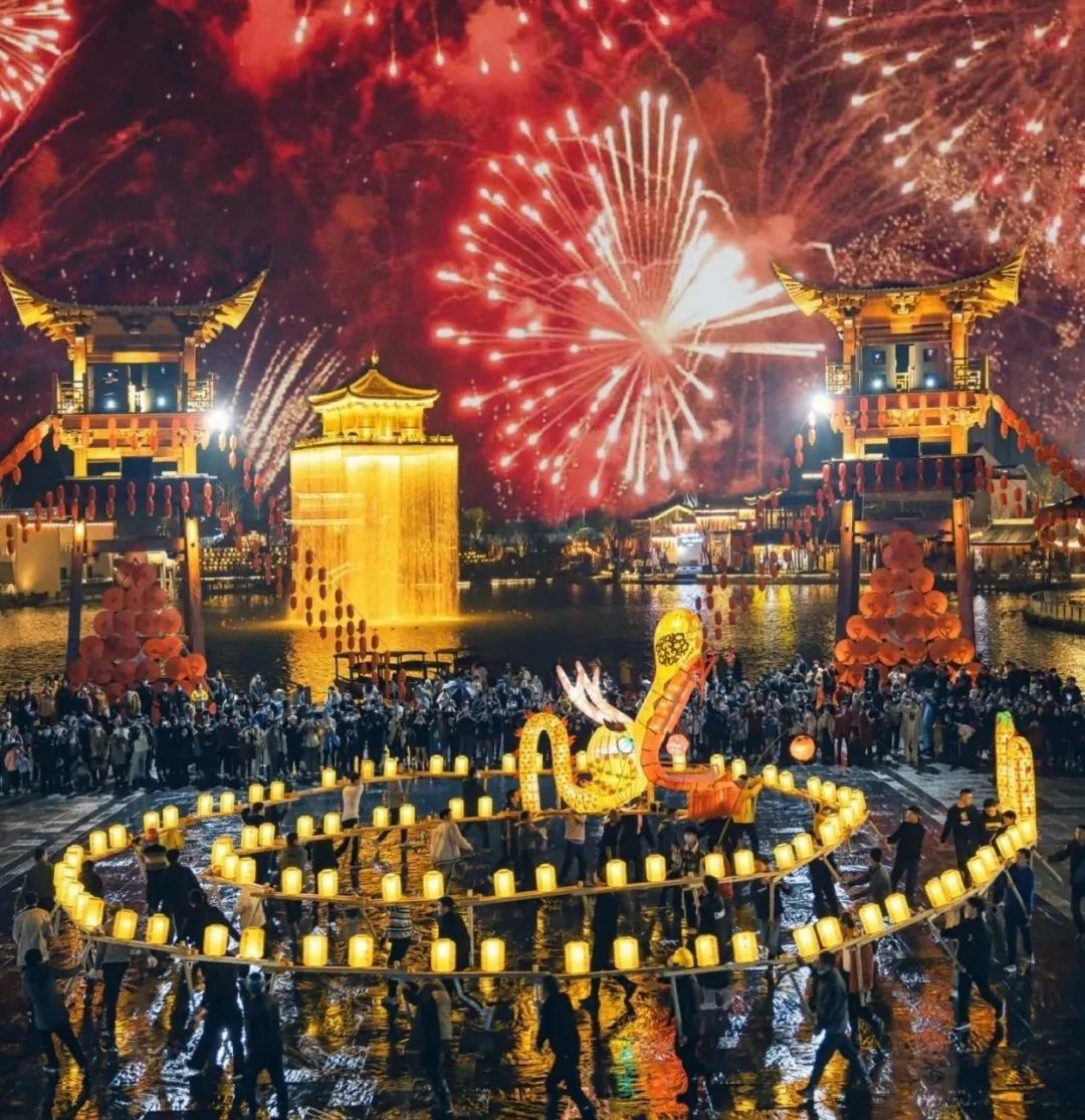 三清山景区春节假期热闹非凡