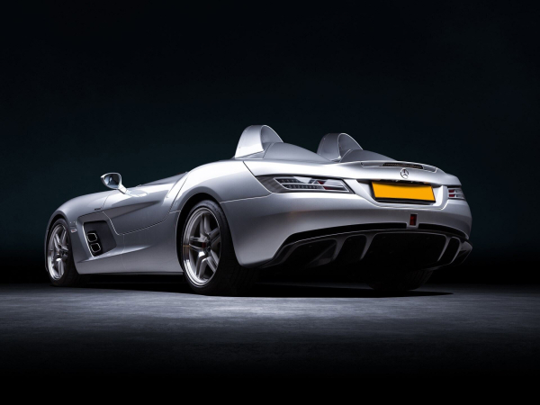 奔驰&nbsp;slr迈凯伦特别定制版