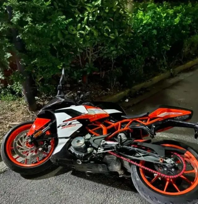 车主称故意推倒摩托车的老人已去世，会继续维权