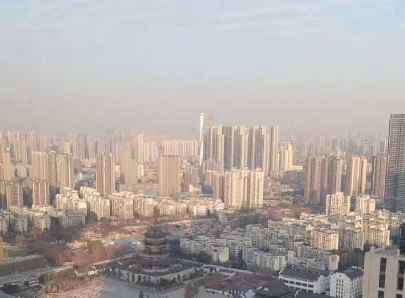 武汉新房价格倒挂成春节楼市“香饽饽”，库存高企房价见底，投资客也“杀回来”了