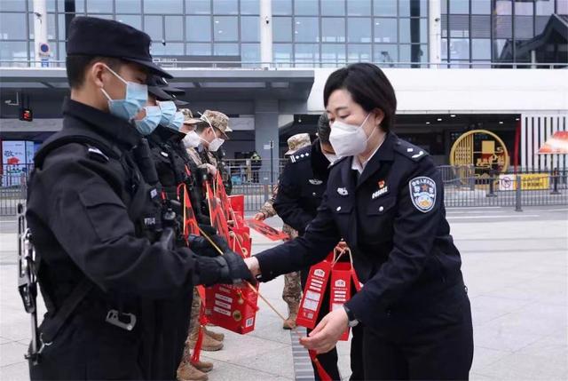 据微信公众号"嘉兴公安"消息,1月21日,嘉兴市副市长,公安局长张海燕