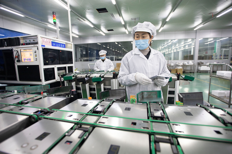 1月29日,在山东省东营市广饶县的山东大海新能源发展有限公司生产车间