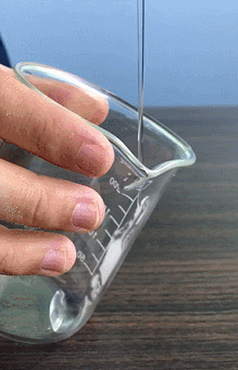 倒入管道内可以牢牢附着在管道内壁上，对黏液进行分解。