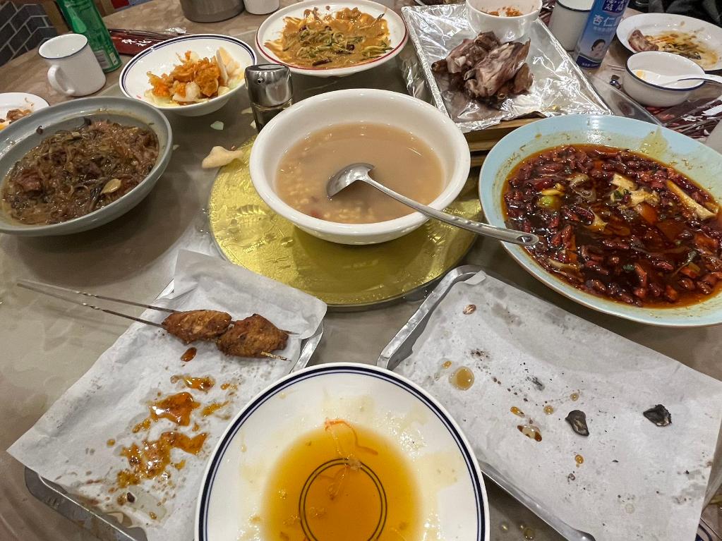 家里浪费食物的图片图片