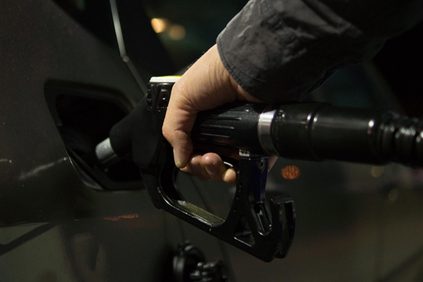 汽油：春节后首次成品油调价来了油价或迎新年第二涨
