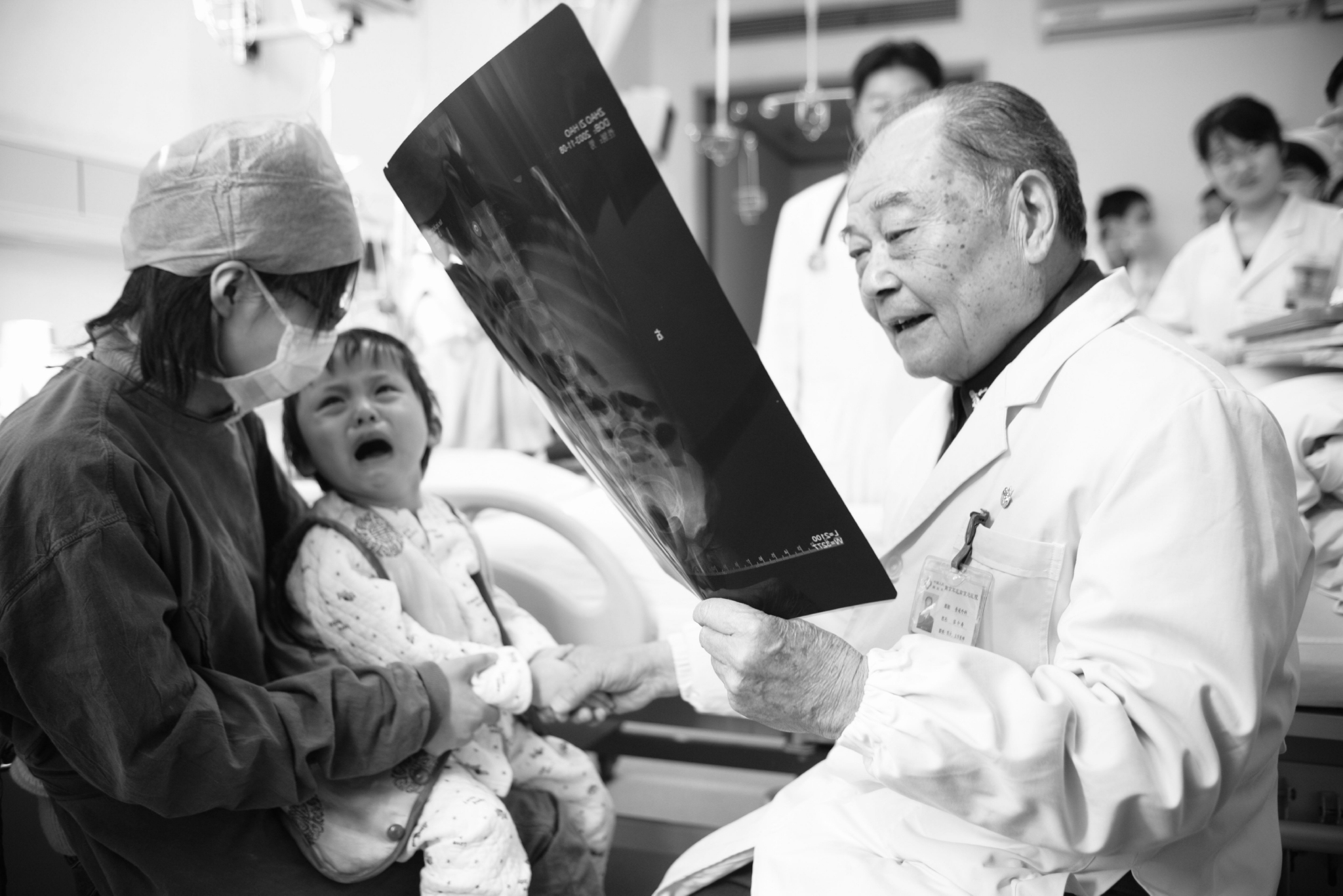 在"九曲回肠"的世界里,我国肠外瘘治疗鼻祖黎介寿创造了多个"世界第一