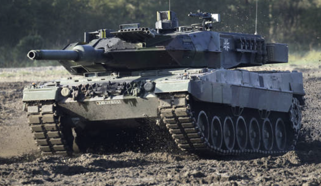 ↑德制“豹2”坦克
