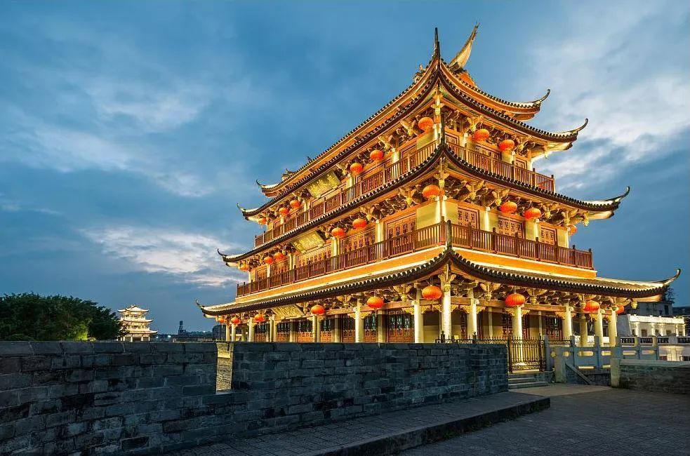 广济楼△ 潮州大桥△ 韩江大桥△ 韩江两岸△ 韩江春景△ 涵碧楼