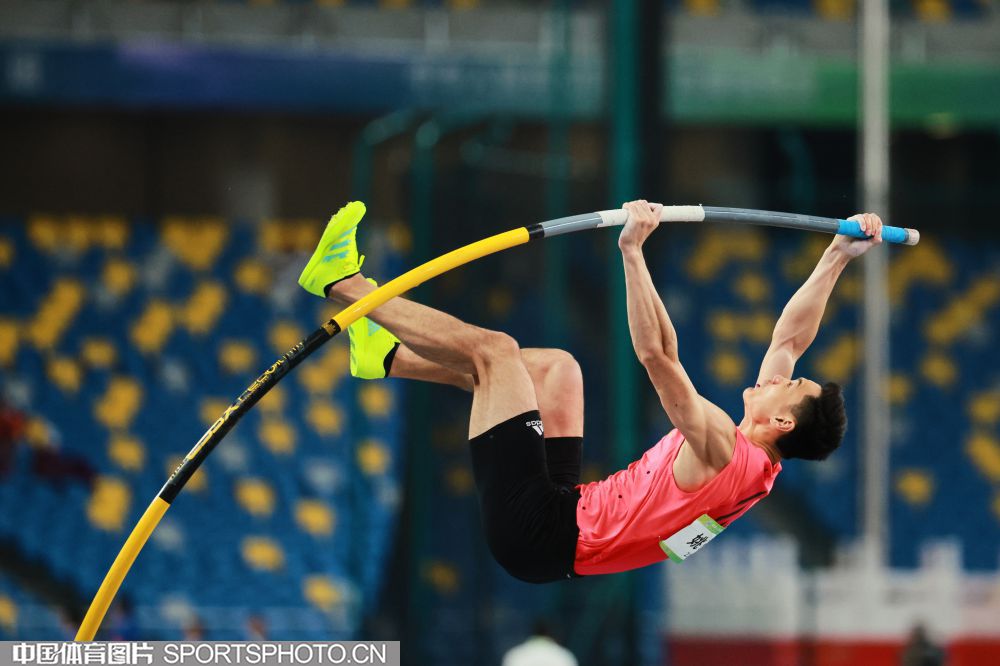 世界田联室内巡回赛 中国姚捷夺撑竿跳亚军|姚捷_新浪财经_新浪网