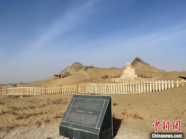 新疆和田地区尼雅遗址. 潘琦 摄