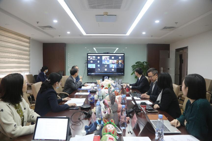 　　中国食品科学技术学会组织相关专家出席论证会