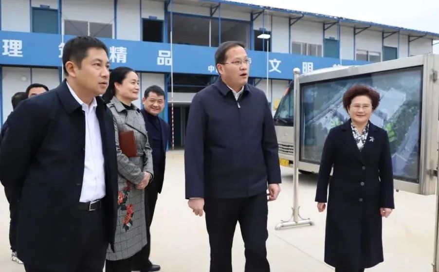 南昌县委书记陈翔莅临三鑫医疗血液透析系列产品研发生产基地项目实地