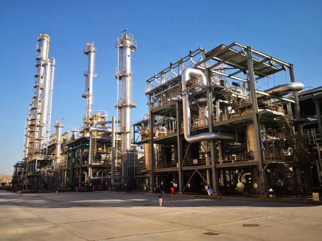 全球首套20万吨/年焦炉煤气制乙醇项目成功投产。