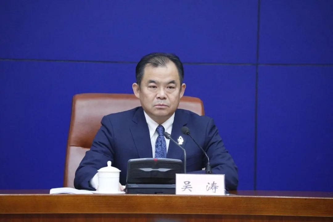 济南市投资促进局党组副书记,副局长吴涛吴涛:今年,市投资促进局将