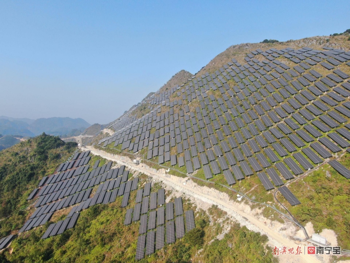 广西百色田东县光伏发电,风电部分项目顺利完成全容量并网发电.