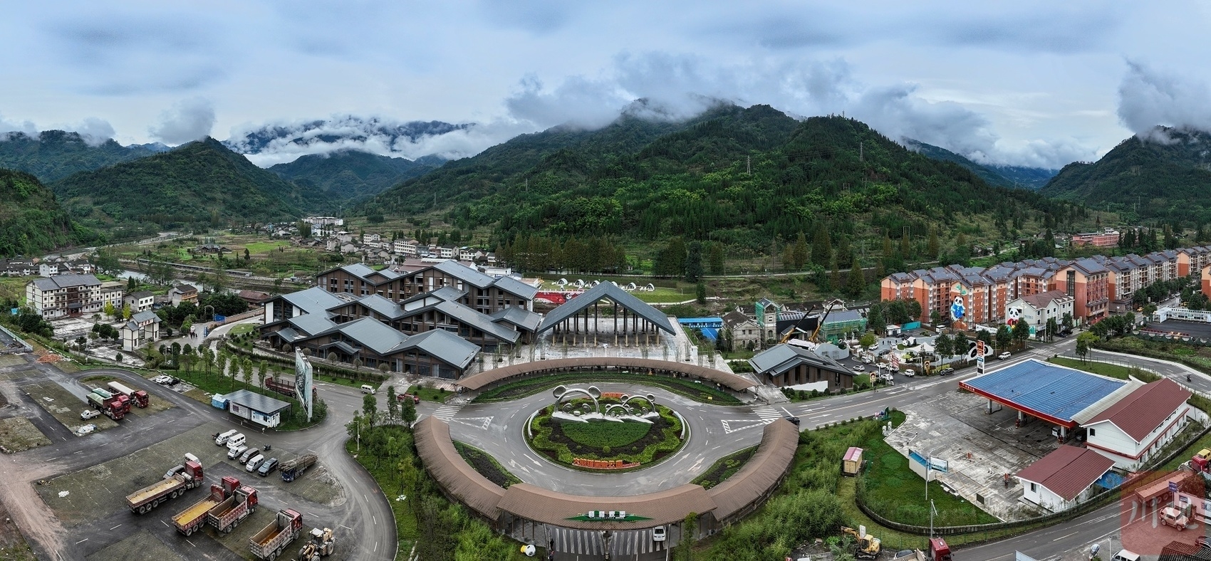 雅安市荥经县龙苍沟镇万年村.(资料图)