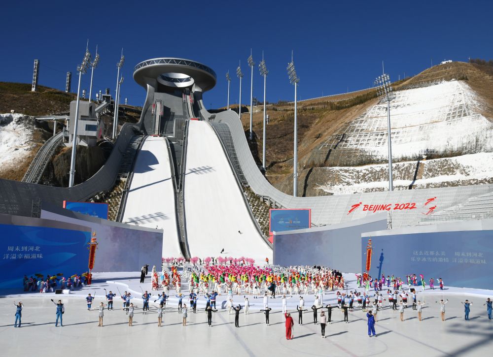 冬奥一周年 全国冰雪热