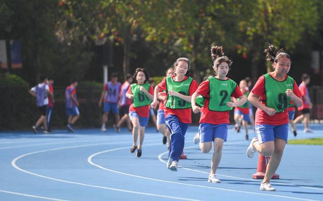 多地中考取消长跑不意味着体育锻炼可以放松新京报快评