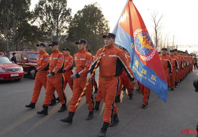 中国救援队赴土耳其实施国际救援.翁奇羽 摄