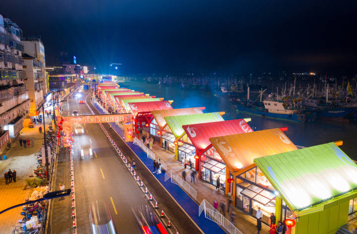 "金字招牌"引客来 舟山沈家门海鲜夜排档热闹开市!